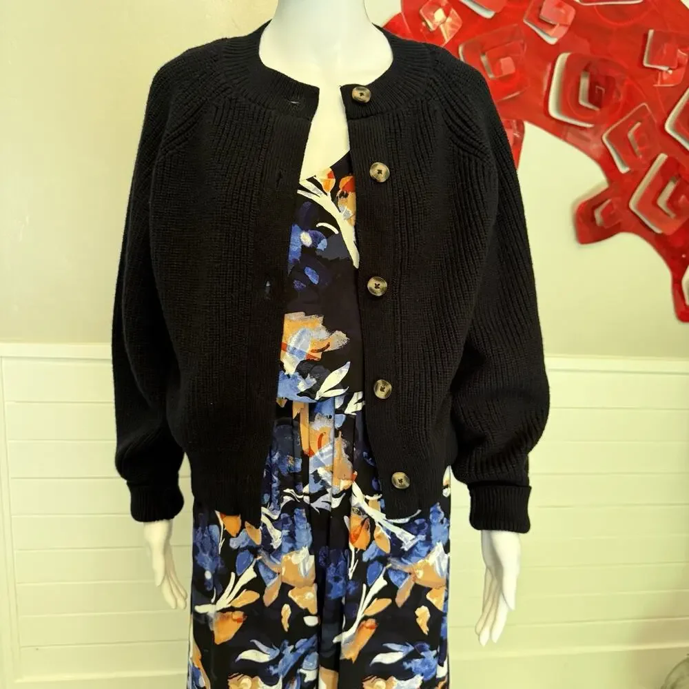 Banana Republic Large Black Ribbed Raglan Button Cardigan Sweater